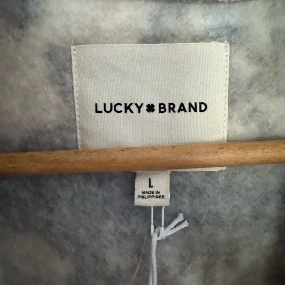 NWT Lucky Brand Women's Cream and Gray Fleece Jacket - Picture 3 of 3